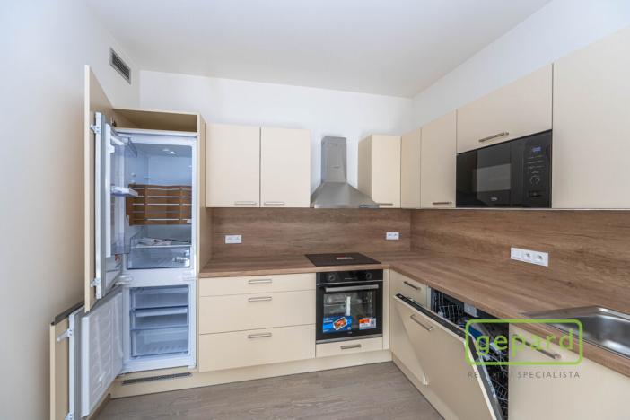 Pronájem bytu 2+kk, Praha - Modřany, Mezi vodami, 52 m2