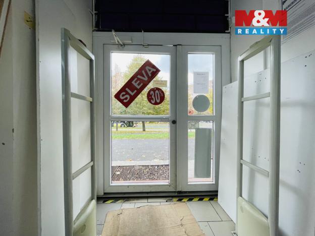 Pronájem obchodního prostoru, Most, Lipová, 1000 m2