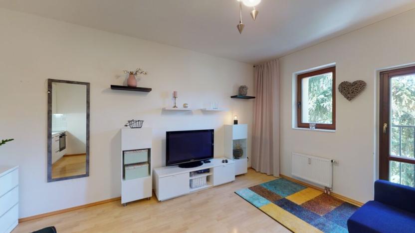 Prodej bytu 1+kk, Hostivice, Školská, 28 m2
