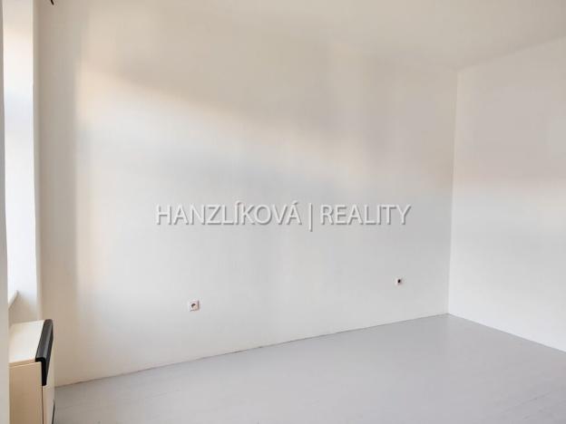 Pronájem bytu 1+kk, České Budějovice - České Budějovice 3, Jírovcova, 34 m2