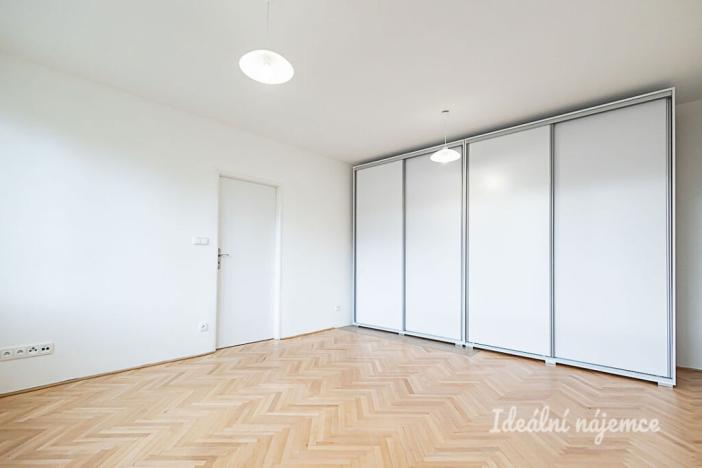 Pronájem bytu 4+kk, Praha - Podolí, Jeremenkova, 94 m2