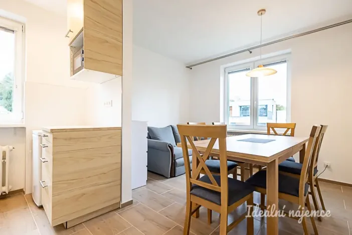 Pronájem bytu 4+kk, Praha - Podolí, Jeremenkova, 94 m2