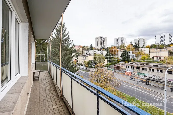 Pronájem bytu 4+kk, Praha - Podolí, Jeremenkova, 94 m2