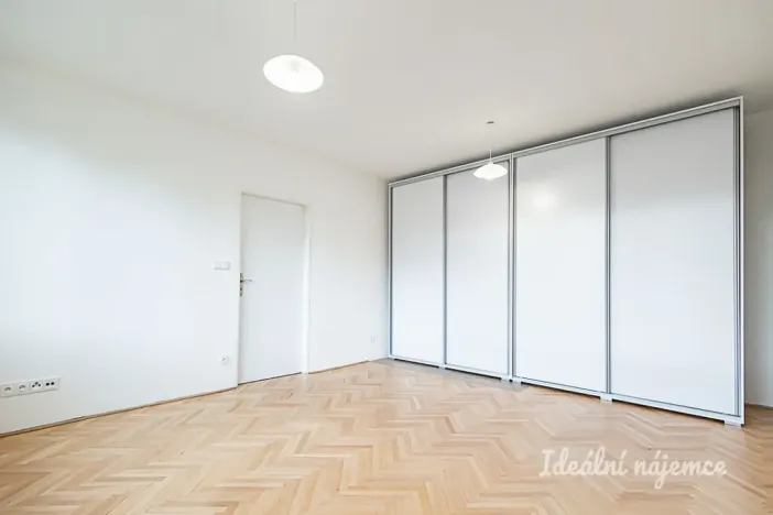 Pronájem bytu 4+kk, Praha - Podolí, Jeremenkova, 94 m2