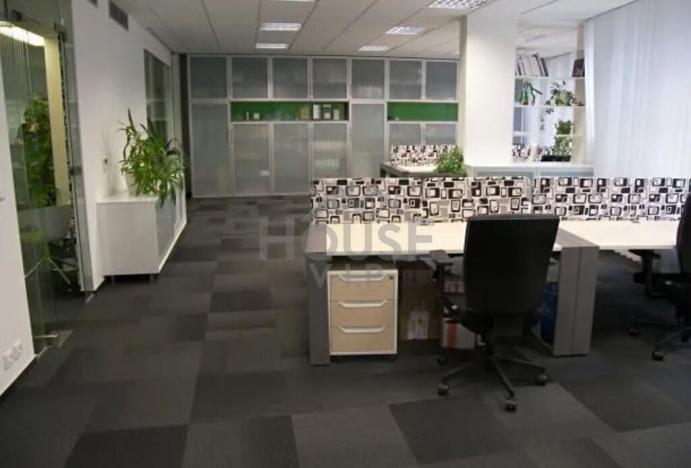 Prodej kanceláře, Praha - Nusle, Pod pramenem, 616 m2