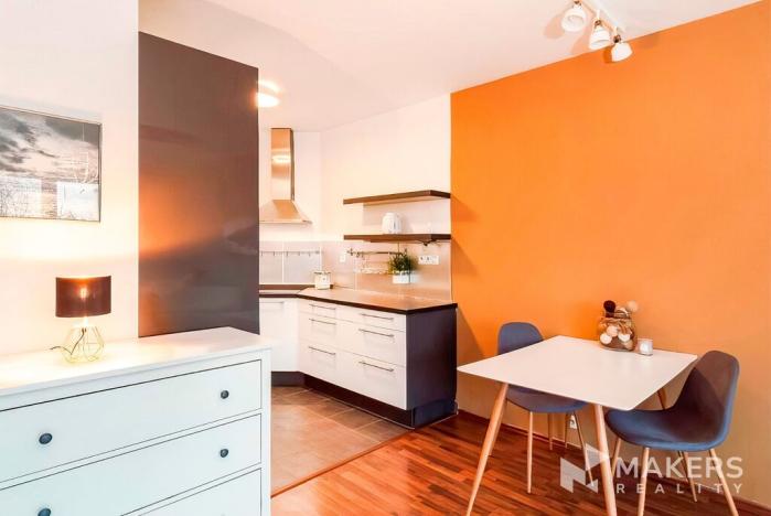 Pronájem bytu 2+kk, Praha - Žižkov, Biskupcova, 54 m2