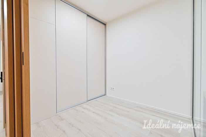 Pronájem bytu 1+kk, Brno, Dornych, 38 m2