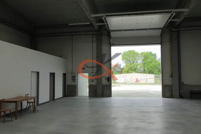 Pronájem skladu, Valašské Meziříčí, M. Alše, 475 m2
