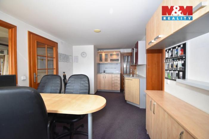 Prodej výrobních prostor, Spálov, 1200 m2