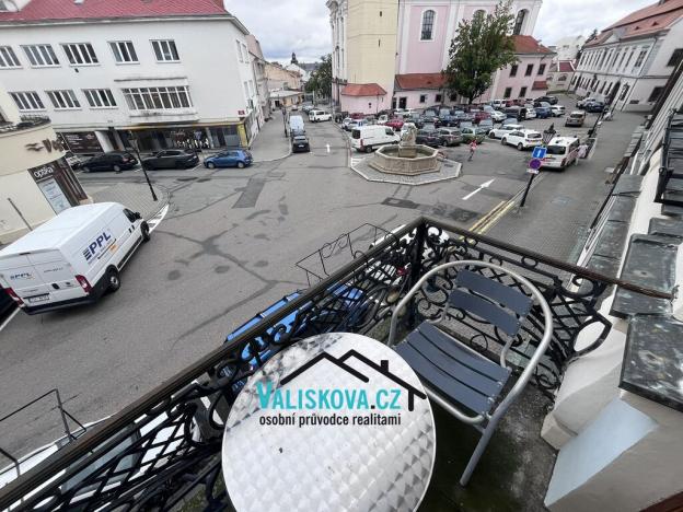 Pronájem bytu 2+kk, Kroměříž, Riegrovo náměstí, 70 m2