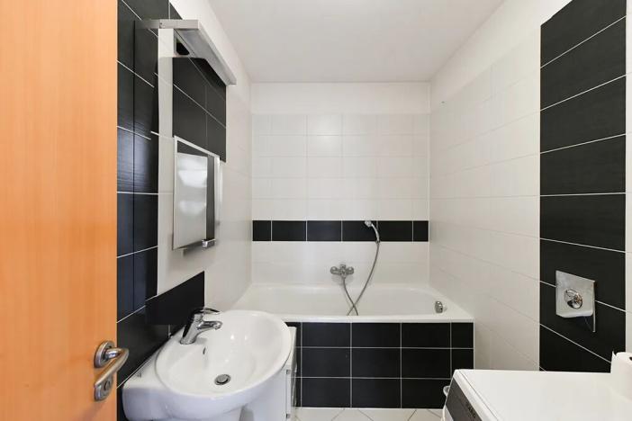 Prodej bytu 3+kk, Praha, U koupadel, 73 m2