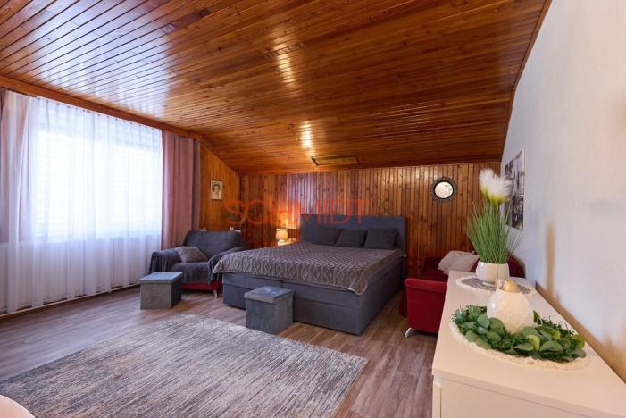 Prodej rodinného domu, Hustopeče, Šafaříkova, 190 m2