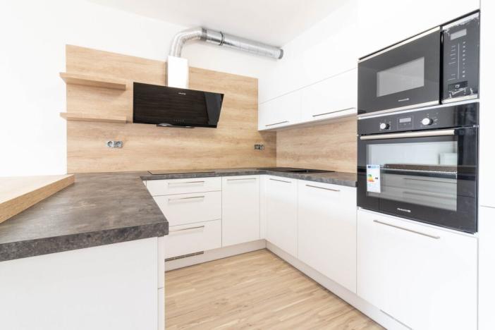 Pronájem bytu 2+kk, Olomouc, Eduarda Hamburgera, 65 m2