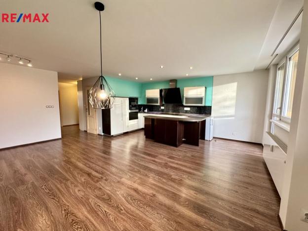 Pronájem bytu 4+kk, Dobříš, K Vodárně, 90 m2