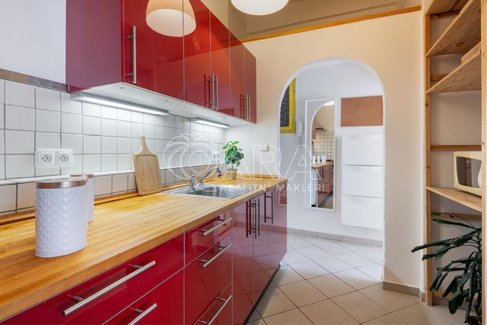 Prodej bytu 2+1, Praha - Vysočany, Novovysočanská, 50 m2