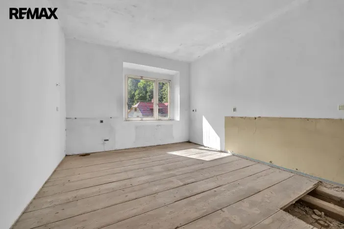 Prodej činžovního domu, Nová Ves nad Nisou, 722 m2