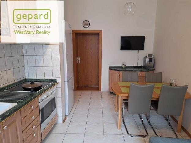 Prodej bytu 3+1, Karlovy Vary, Moravská, 77 m2