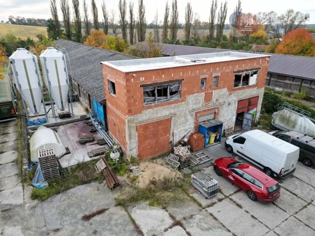 Prodej výrobních prostor, Bohdalice-Pavlovice, 1335 m2