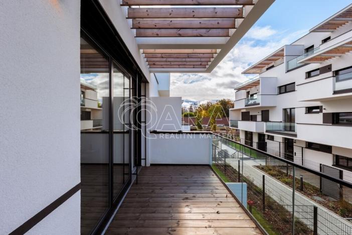 Pronájem bytu 2+kk, Praha - Troja, Pod Hrachovkou, 61 m2