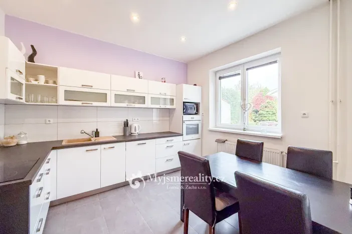 Prodej rodinného domu, Znojmo, Riegrova, 240 m2