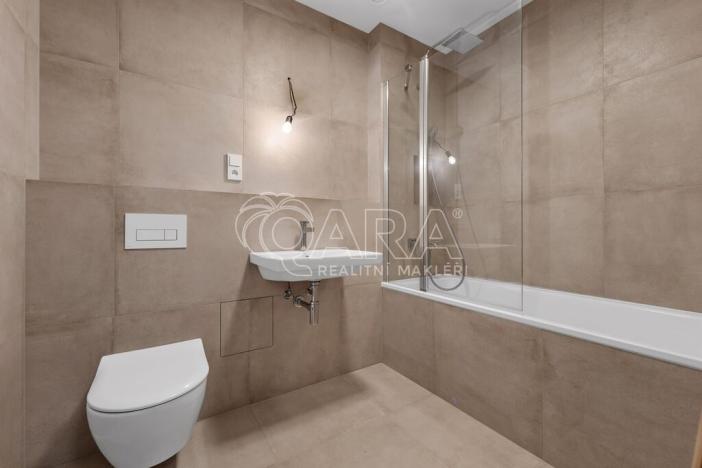 Pronájem bytu 2+kk, Praha - Troja, Pod Hrachovkou, 55 m2