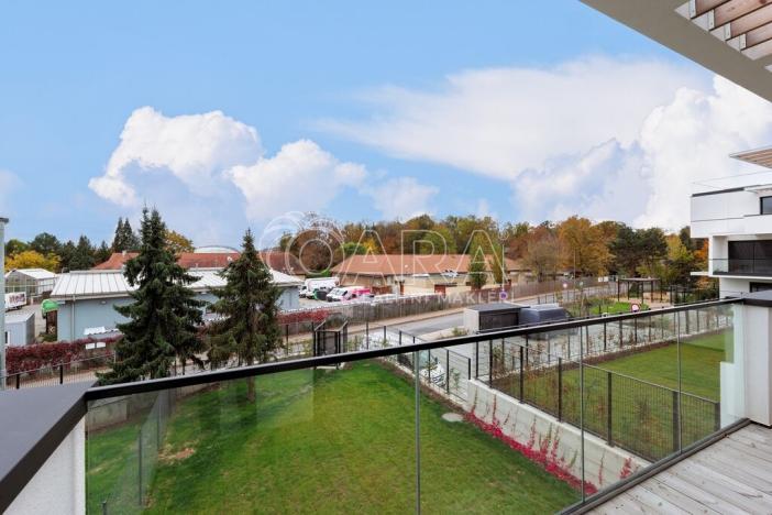 Pronájem bytu 2+kk, Praha - Troja, Pod Hrachovkou, 55 m2