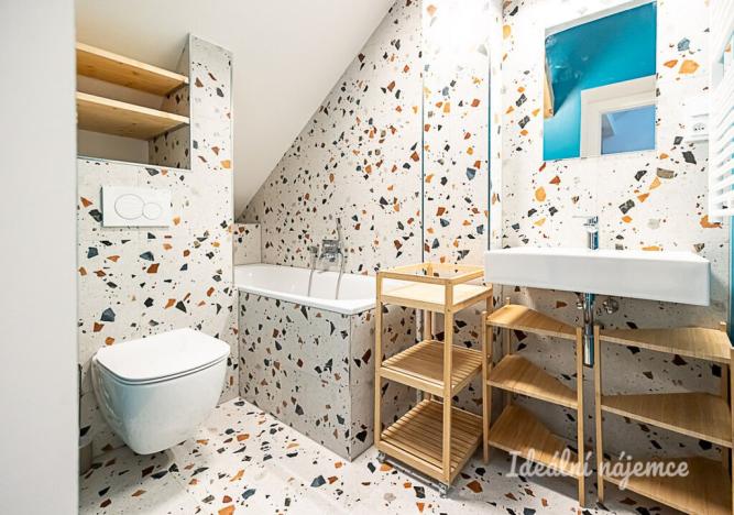 Pronájem bytu 1+kk, Praha - Záběhlice, Za návsí, 26 m2