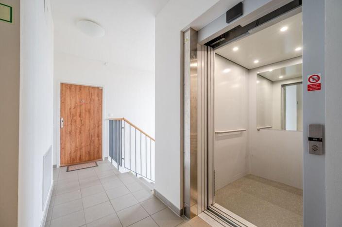 Pronájem bytu 1+kk, Praha - Letňany, Letovská, 42 m2