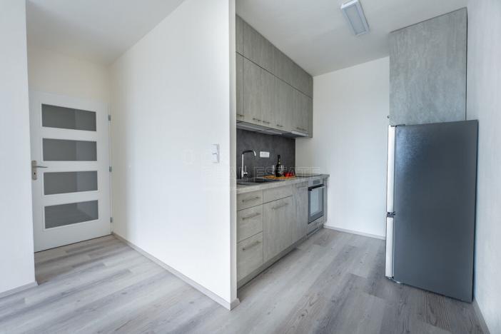 Pronájem bytu 2+kk, Praha, Milánská, 47 m2