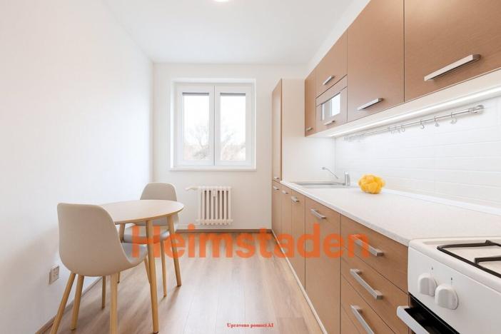 Pronájem bytu 2+1, Ostrava - Poruba, Čs. exilu, 55 m2