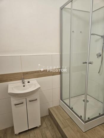 Pronájem bytu 2+1, Trmice, Žižkova, 80 m2