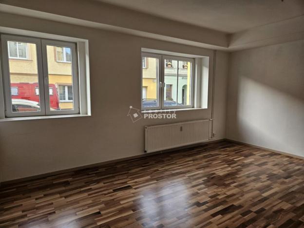 Pronájem bytu 2+1, Trmice, Žižkova, 80 m2