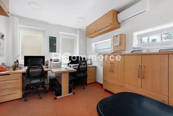 Prodej kanceláře, Brno, Holzova, 640 m2