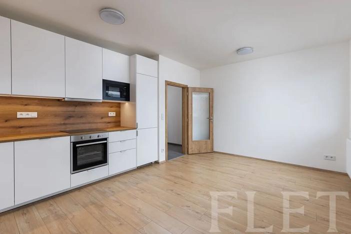 Pronájem bytu 1+kk, Praha - Košíře, Fabiánové, 30 m2