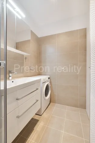 Pronájem bytu 2+kk, Praha - Vršovice, Arménská, 51 m2