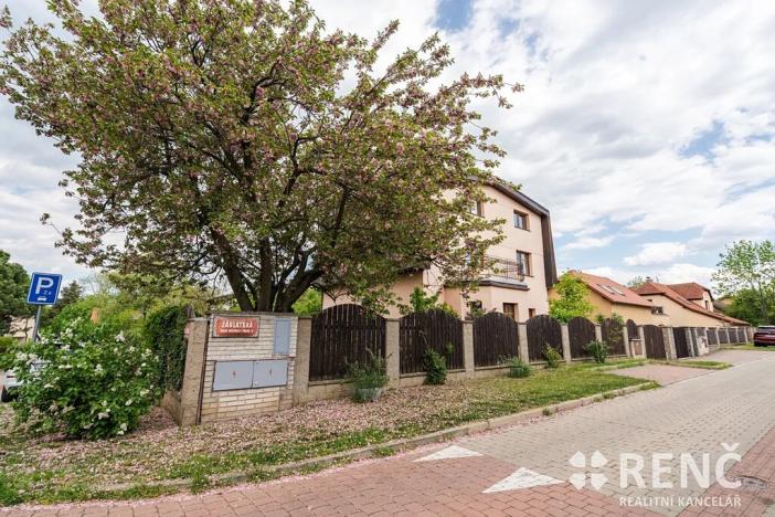 Pronájem bytu 2+1, Praha - Dolní Počernice, Jana Bílka, 77 m2