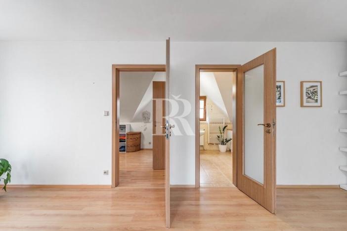 Prodej rodinného domu, Libčany, 280 m2