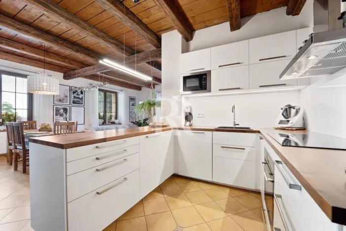 Prodej rodinného domu, Libčany, 280 m2