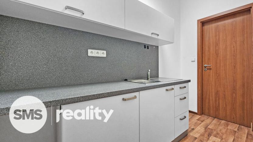 Pronájem bytu 2+1, Opava - Město, Popská, 57 m2