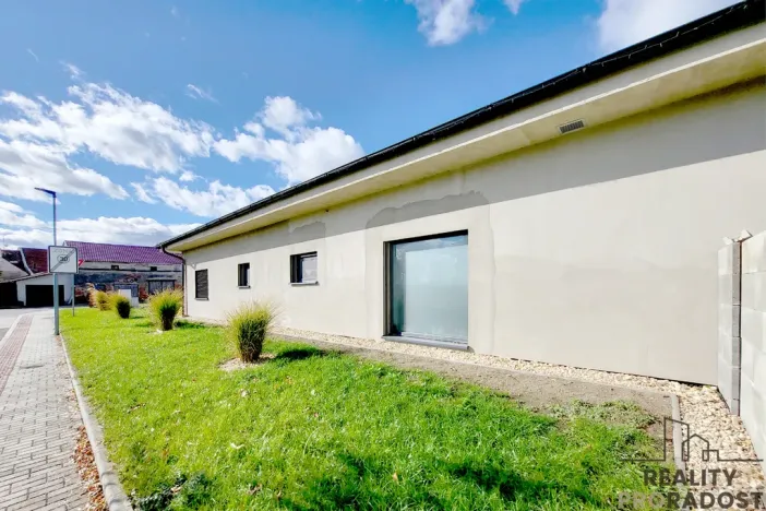 Prodej rodinného domu, Hrádek, 165 m2