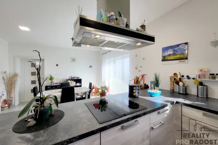 Prodej rodinného domu, Hrádek, 165 m2