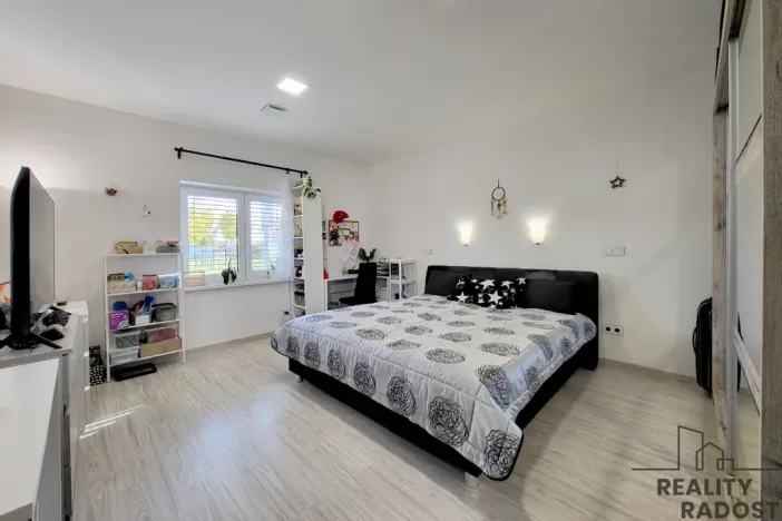 Prodej rodinného domu, Hrádek, 165 m2