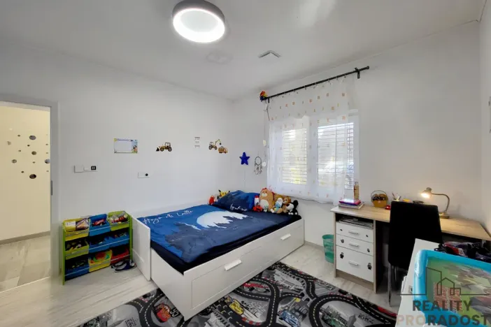 Prodej rodinného domu, Hrádek, 165 m2