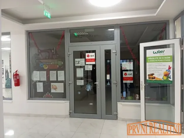 Pronájem obchodního prostoru, Uherský Brod, Bří Lužů, 72 m2