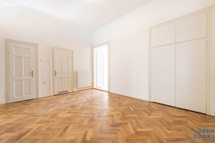 Pronájem bytu 2+1, Praha - Vinohrady, U Havlíčkových sadů, 90 m2