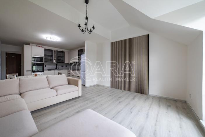 Prodej bytu 5+kk, Holubice, Za Dvorem, 117 m2