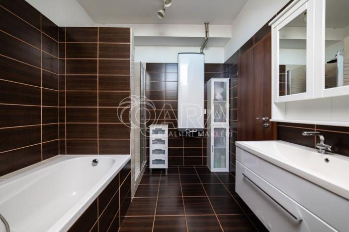 Prodej bytu 5+kk, Holubice, Za Dvorem, 117 m2