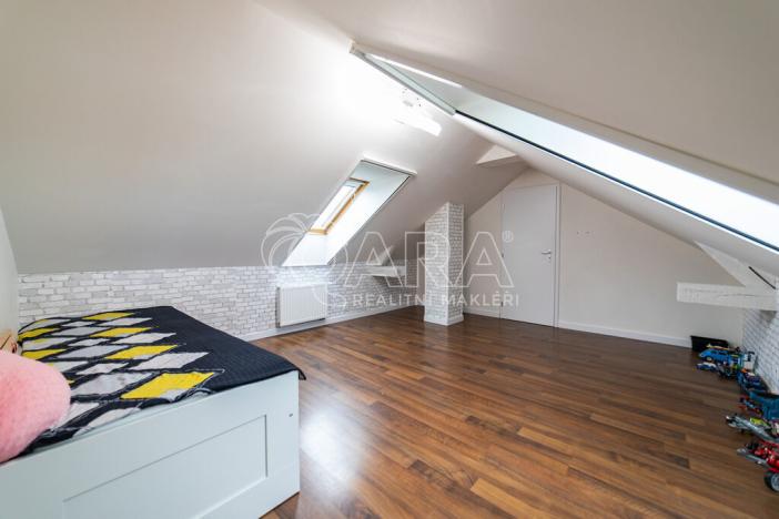 Prodej bytu 5+kk, Holubice, Za Dvorem, 117 m2