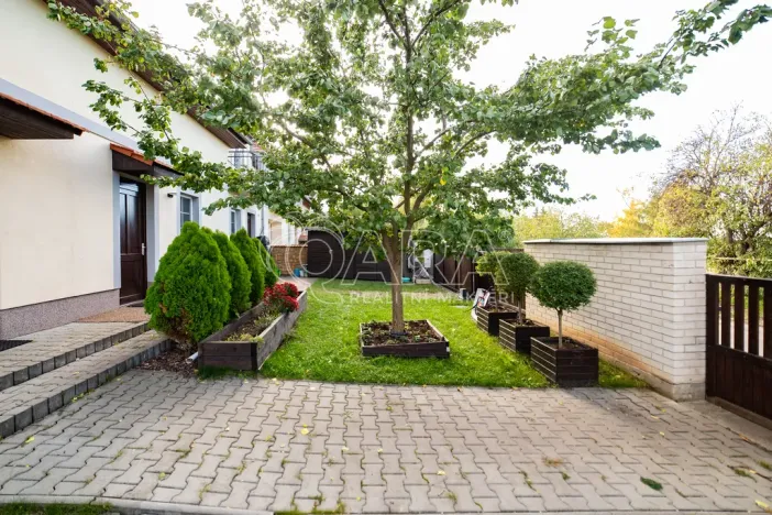 Prodej bytu 5+kk, Holubice, Za Dvorem, 117 m2