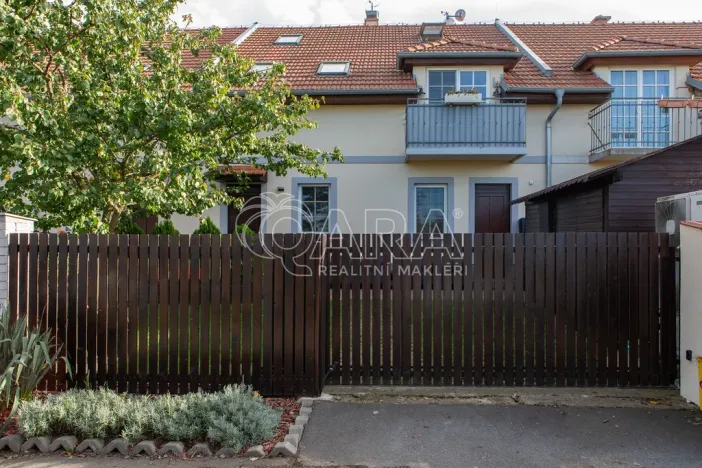 Prodej bytu 5+kk, Holubice, Za Dvorem, 117 m2